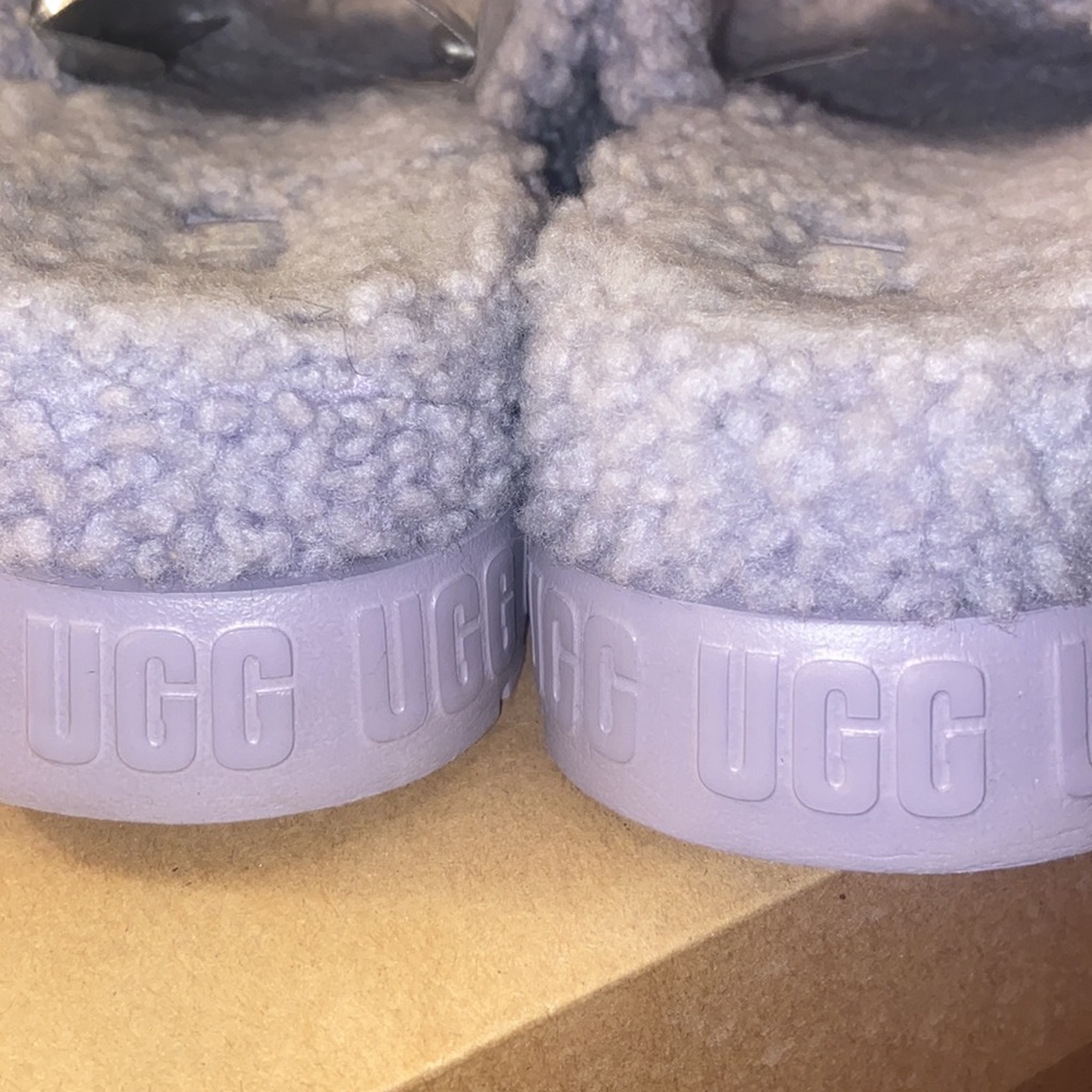 Ugg Slides - image 6